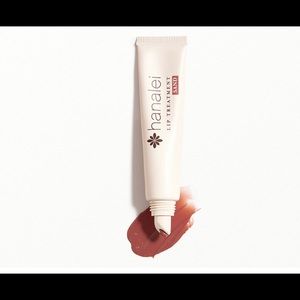 HANALEI COMPANY
Lip Treatment in Sand